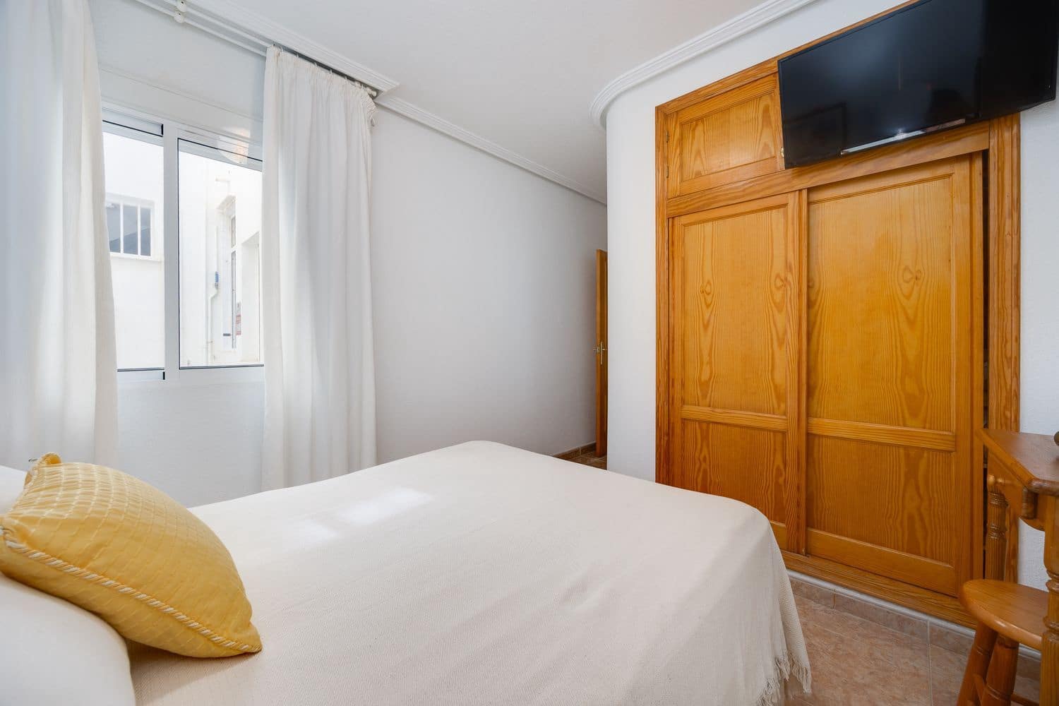 2 soveværelse Lejlighed til salg i Torrevieja med garage - € 188.000 (Ref: 9966029)