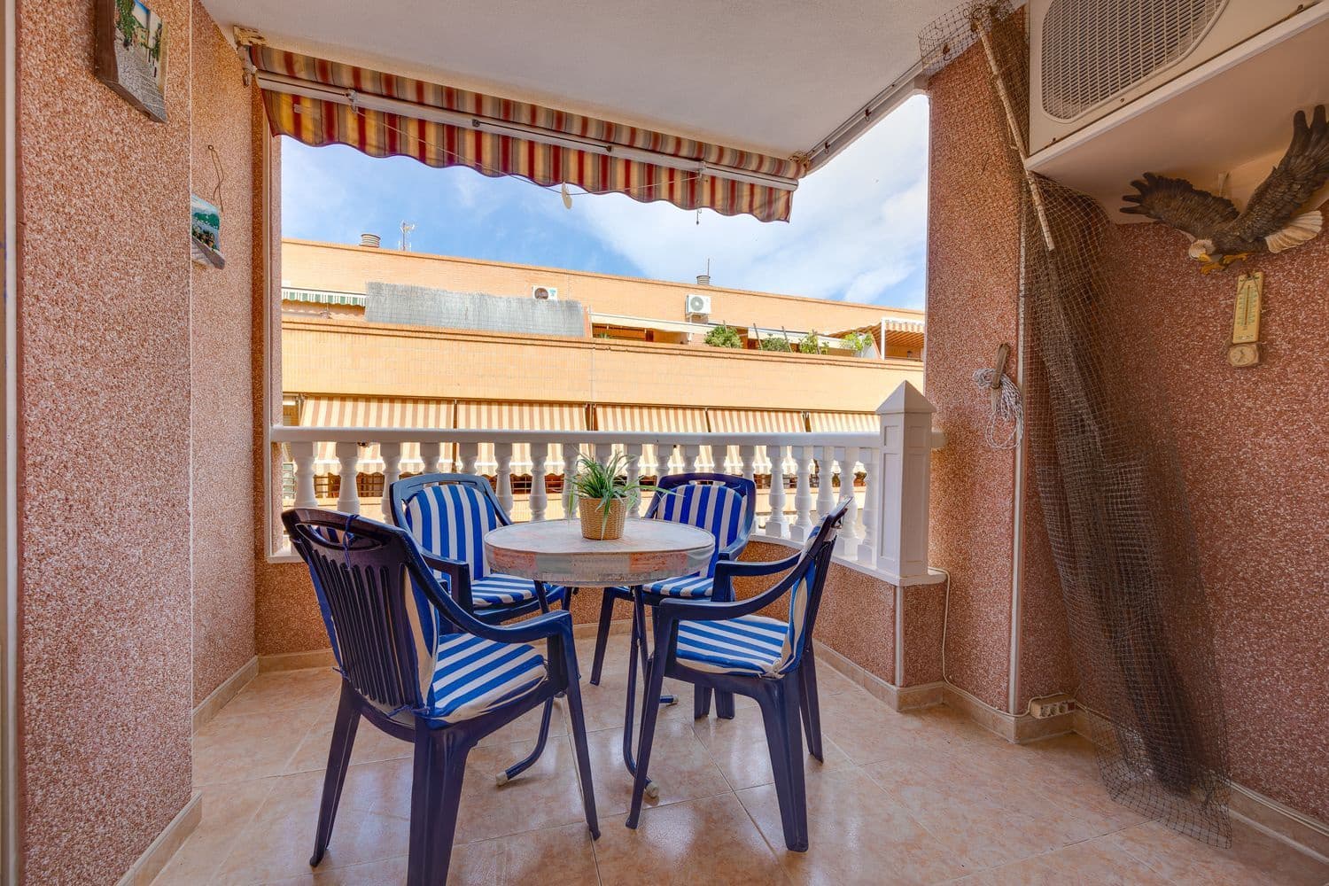 2 soveværelse Lejlighed til salg i Torrevieja med garage - € 188.000 (Ref: 9966029)