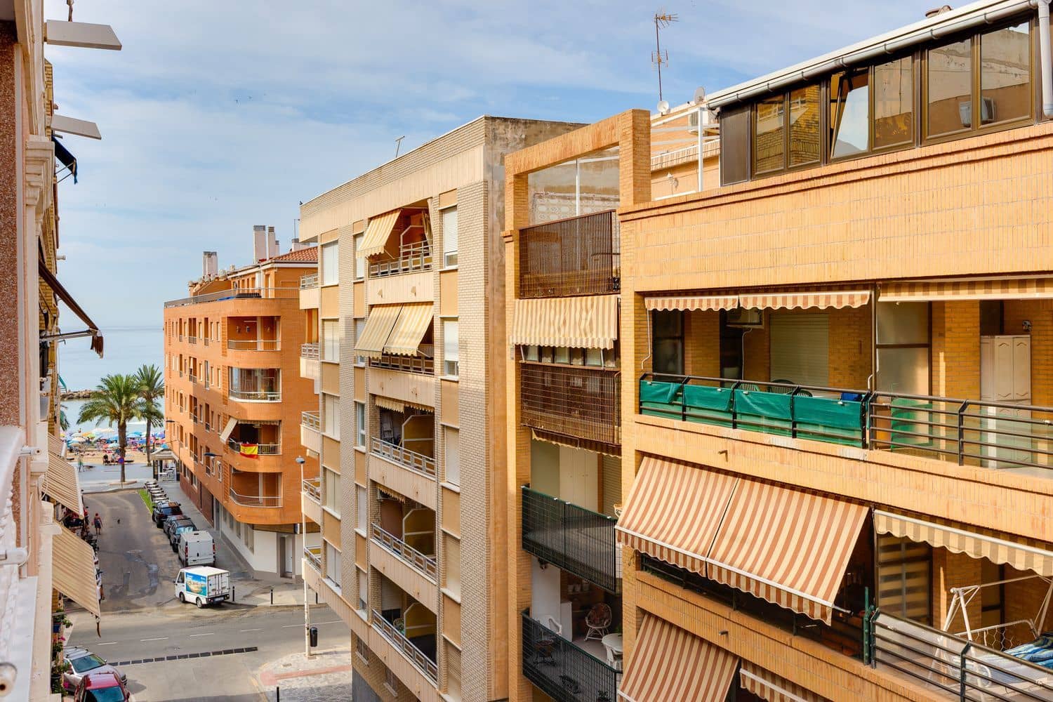 2 soveværelse Lejlighed til salg i Torrevieja med garage - € 188.000 (Ref: 9966029)