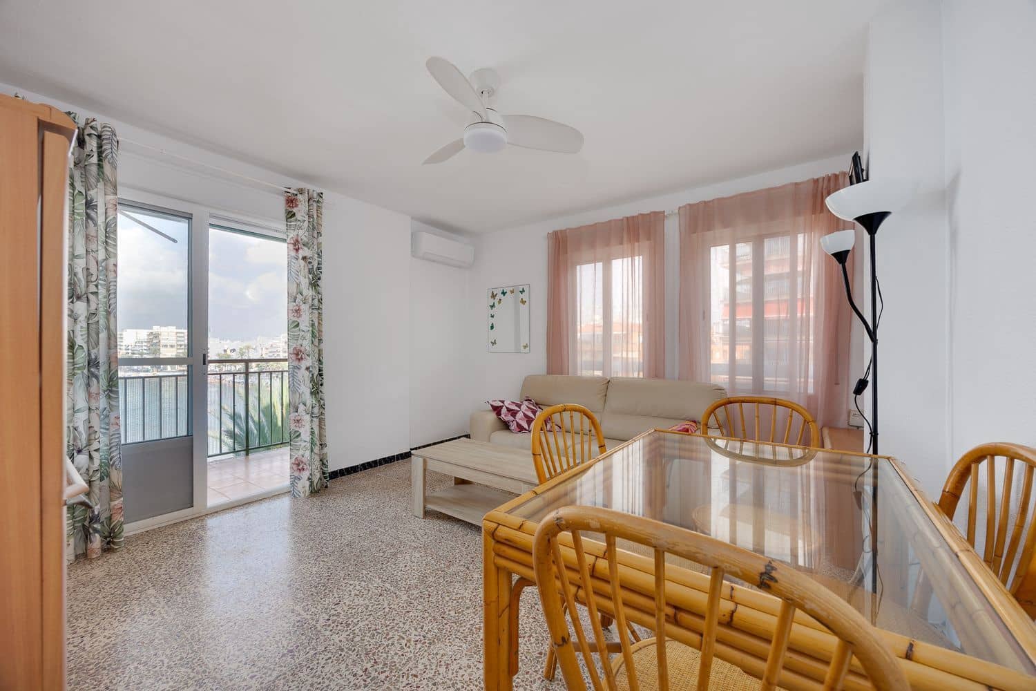 3 soveværelse Lejlighed til salg i Torrevieja med garage - € 287.000 (Ref: 9967125)