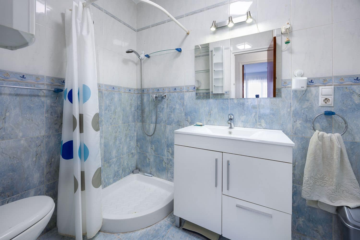 3 soveværelse Lejlighed til salg i Torrevieja med garage - € 287.000 (Ref: 9967125)