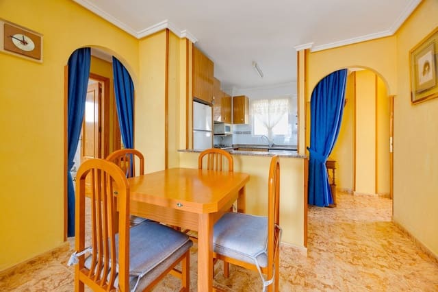 Apartamento de 2 habitaciones en Nueva Torrevieja, Torrevieja en venta con piscina garaje - 129.900 € (Ref: 9972422)