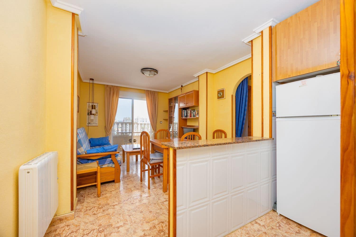 2 soverom Leilighet til salgs i Torrevieja med svømmebasseng garasje - € 129 900 (Ref: 9972422)