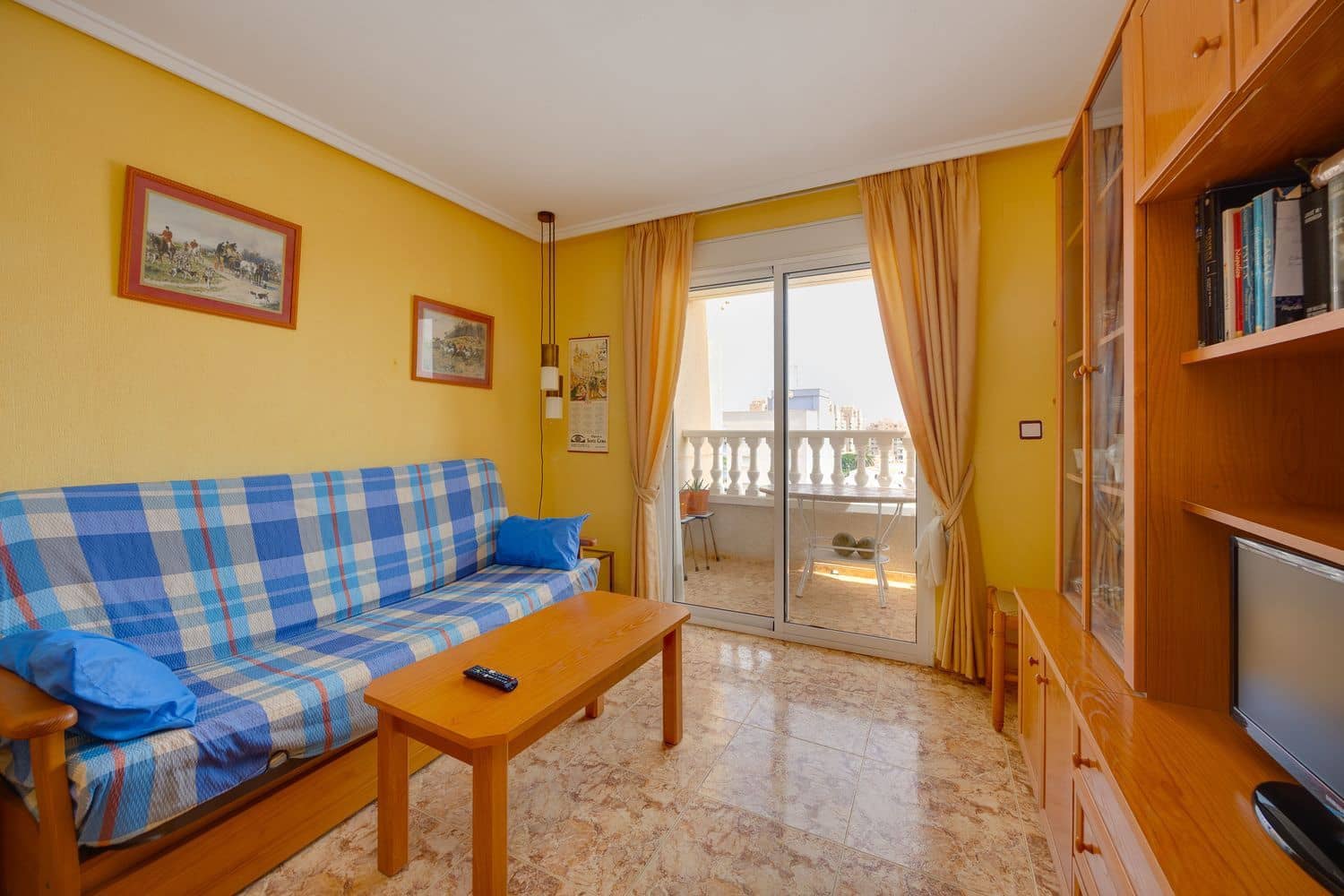 2 soverom Leilighet til salgs i Torrevieja med svømmebasseng garasje - € 129 900 (Ref: 9972422)