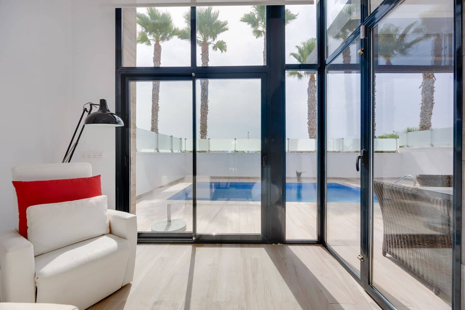 Chalet de 3 habitaciones en Orihuela Costa en venta con piscina garaje - 435.000 € (Ref: 9978098)