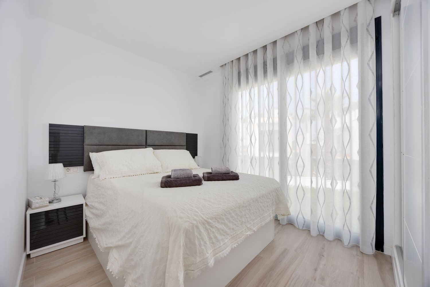 Chalet de 3 habitaciones en Orihuela Costa en venta con piscina garaje - 435.000 € (Ref: 9978098)