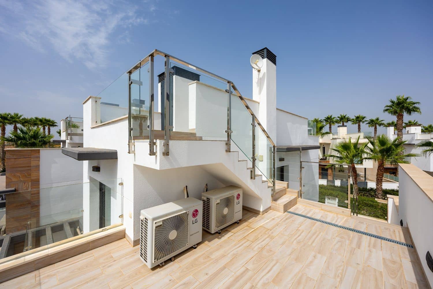 Chalet de 3 habitaciones en Orihuela Costa en venta con piscina garaje - 435.000 € (Ref: 9978098)