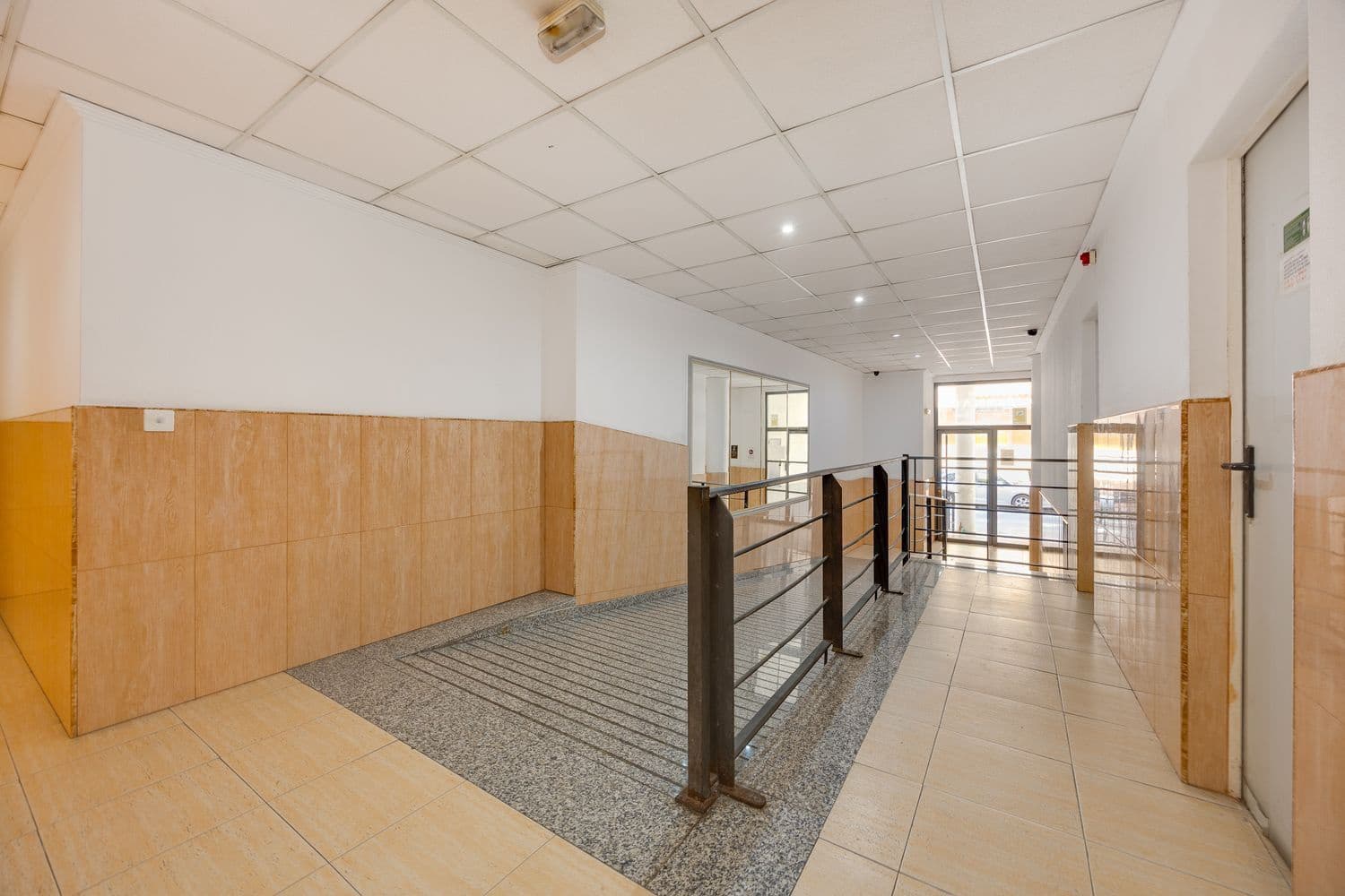 1 makuuhuone Huoneisto myytävänä paikassa Torrevieja mukana 
autotalli - 99 000 € (Ref: 9984237)
