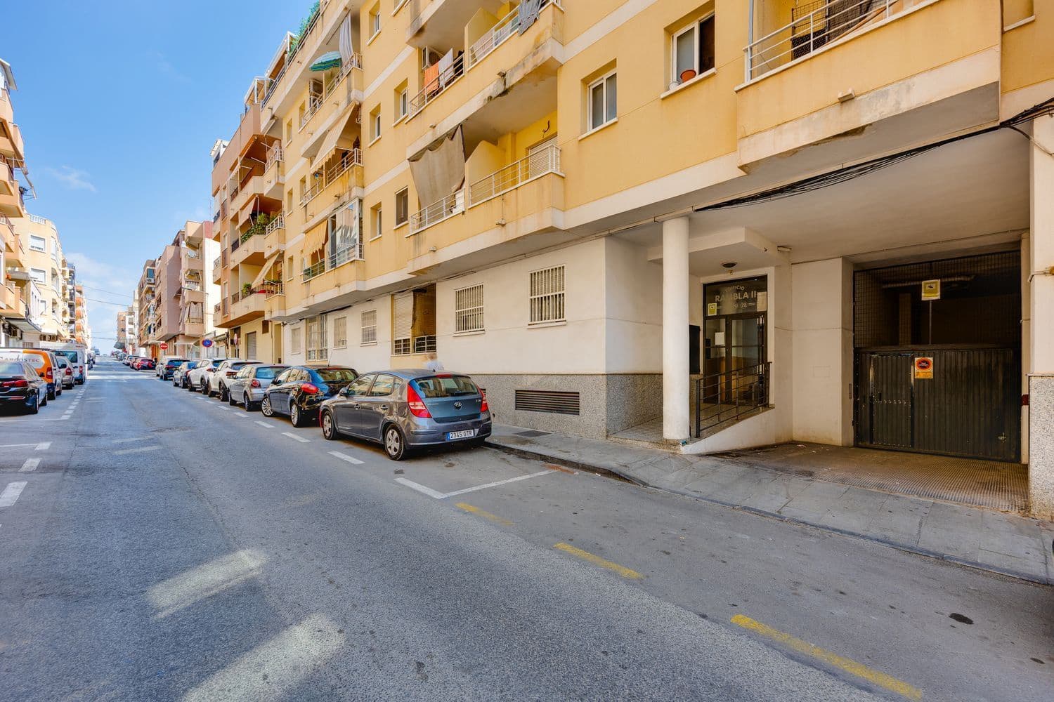 1 makuuhuone Huoneisto myytävänä paikassa Torrevieja mukana 
autotalli - 99 000 € (Ref: 9984237)