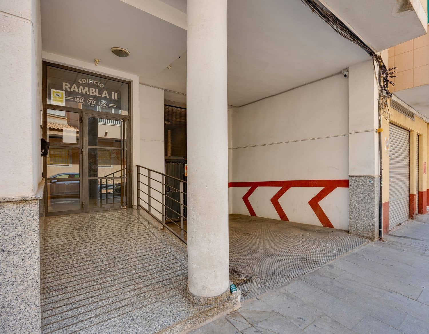 1 makuuhuone Huoneisto myytävänä paikassa Torrevieja mukana 
autotalli - 99 000 € (Ref: 9984237)