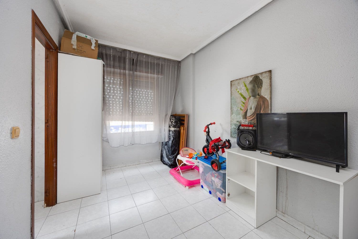 1 bedroom Apartment for sale in Torrevieja with pool garage - € 75,000 (Ref: 9993801)