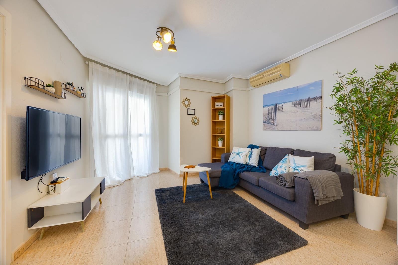 Apartamento de 1 habitación en Torrevieja en venta con garaje - 109.990 € (Ref: 10007197)