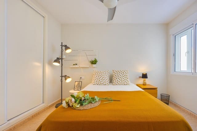 Apartamento de 1 habitación en Puerto Deportivo, Torrevieja en venta con garaje - 109.990 € (Ref: 10007198)