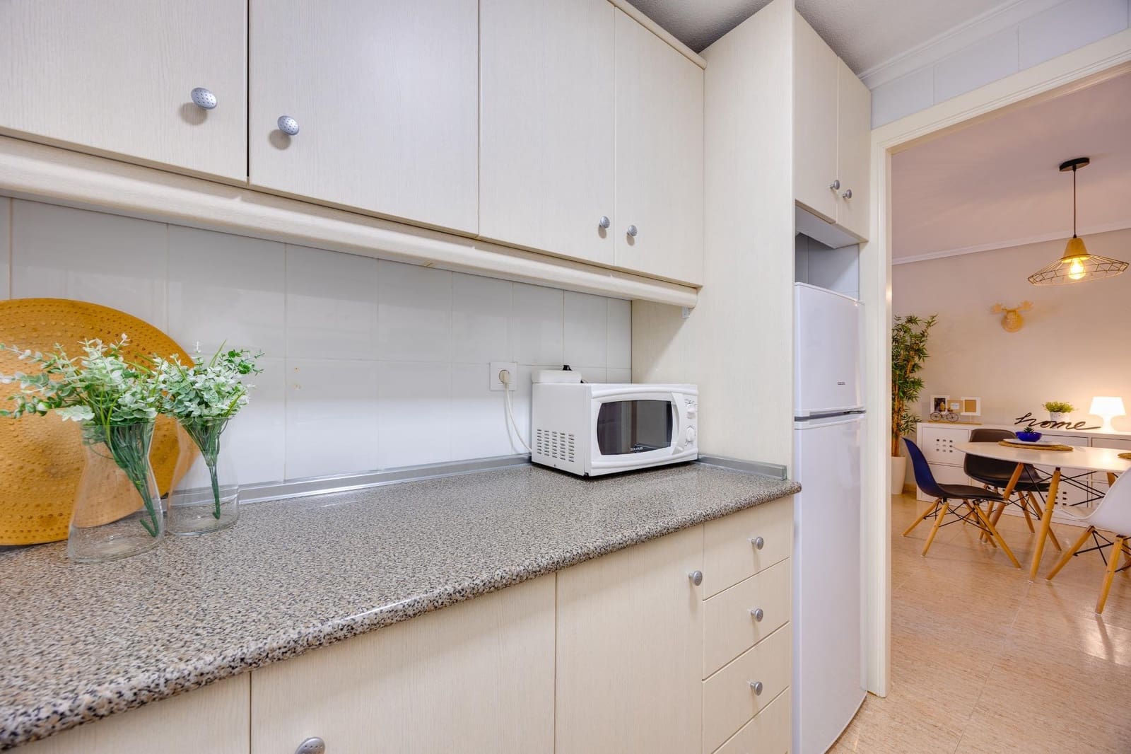 Apartamento de 1 habitación en Torrevieja en venta con garaje - 109.990 € (Ref: 10007198)