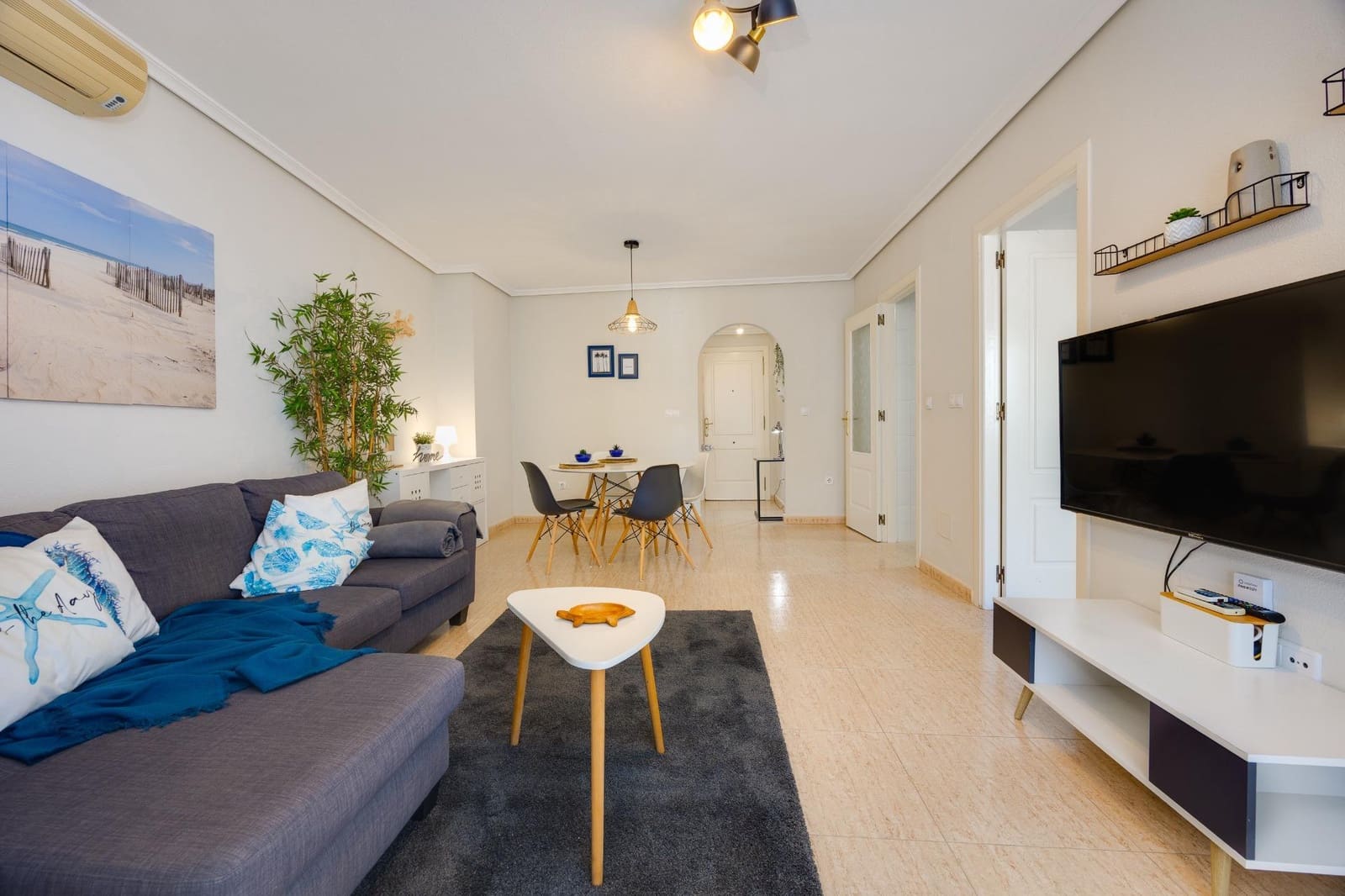 1 slaapkamer Appartement te koop in Torrevieja met garage - € 109.990 (Ref: 10007201)