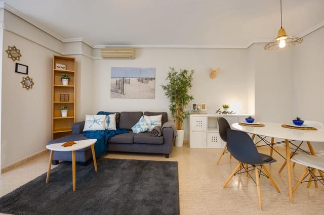 1 slaapkamer Appartement te koop in Puerto Deportivo, Torrevieja met garage - € 109.990 (Ref: 10007201)