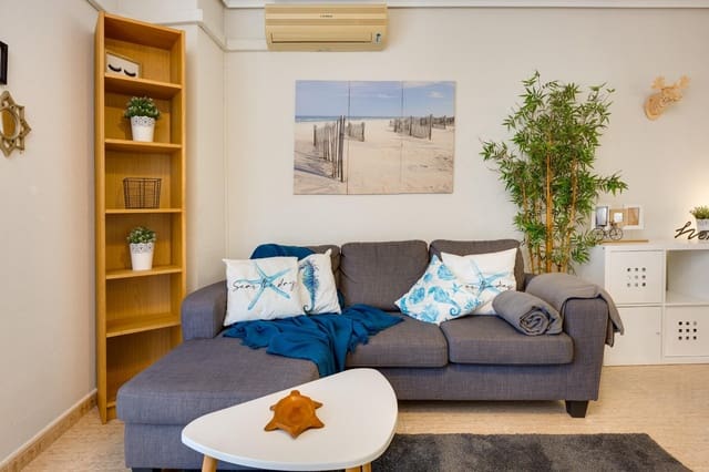 1 slaapkamer Appartement te koop in Puerto Deportivo, Torrevieja met garage - € 109.990 (Ref: 10007201)