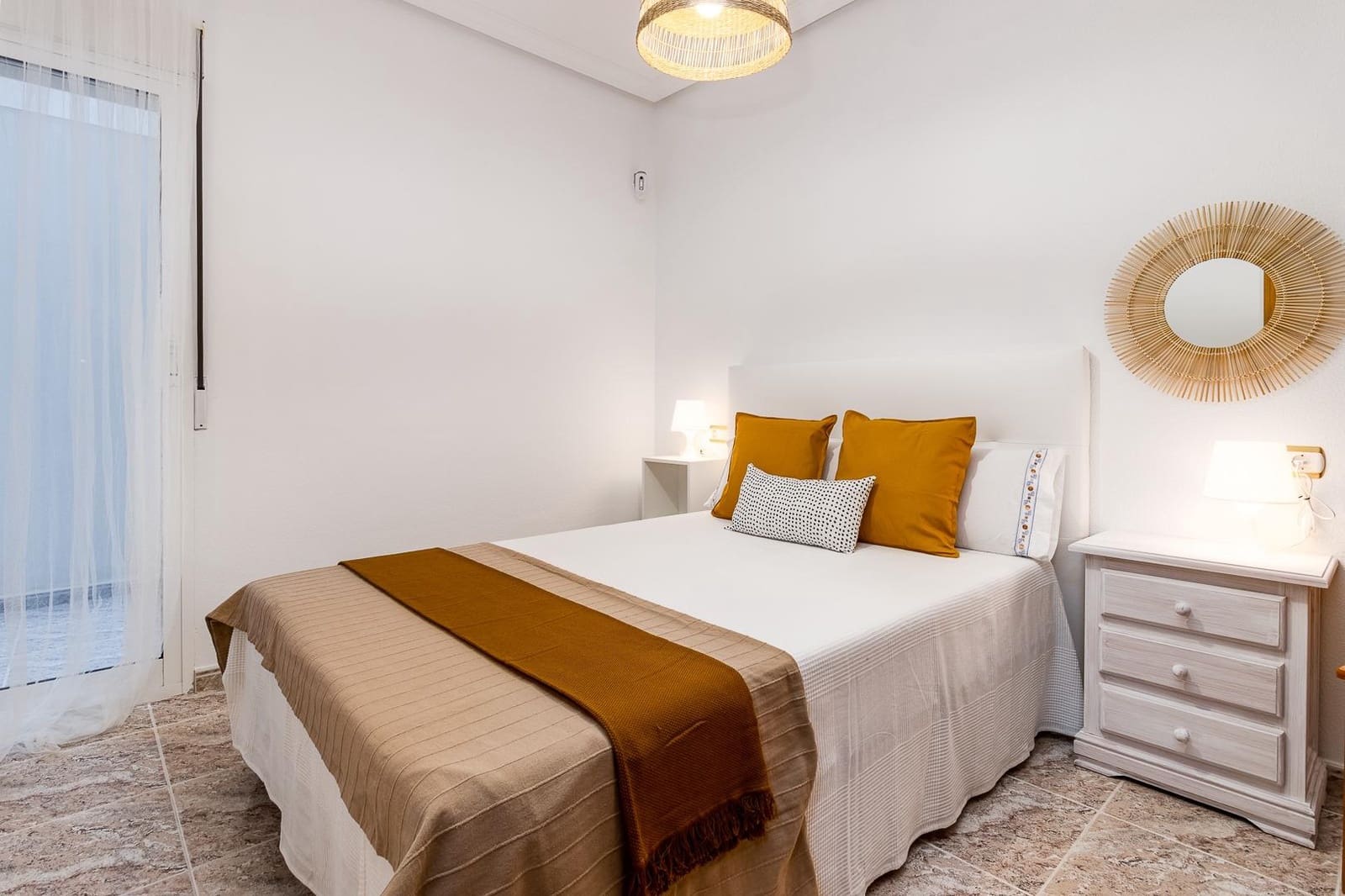 1 sovrum Lägenhet att hyra i Torrevieja - 600 € (Ref: 10047339)