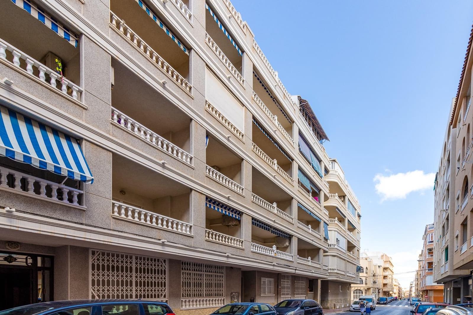 1 bedroom Apartment for rent in Torrevieja - € 600 (Ref: 10047340)