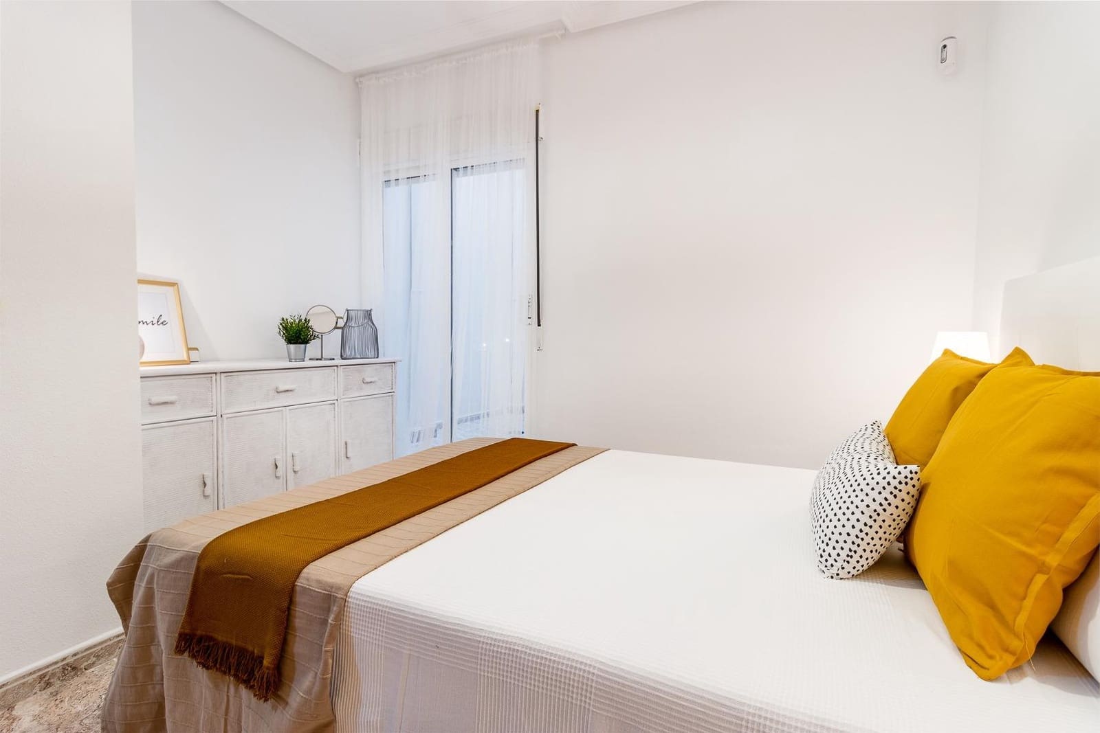 1 bedroom Apartment for rent in Torrevieja - € 600 (Ref: 10047340)