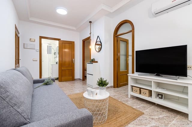 1 bedroom Apartment for rent in Torrevieja - € 600 (Ref: 10047340)