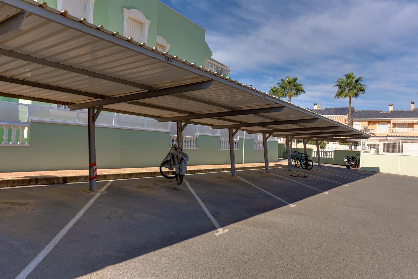 2 soveværelse Bungalow til salg i Gran Alacant med swimmingpool garage - € 185.000 (Ref: 10090808)