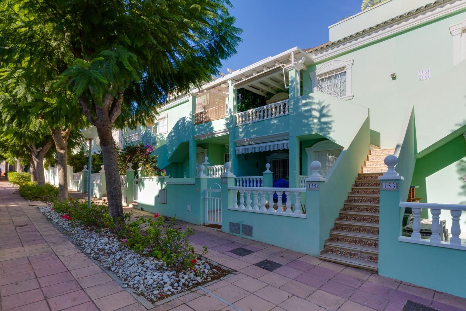 2 slaapkamer Bungalow te koop in Gran Alacant met zwembad garage - € 185.000 (Ref: 10090809)
