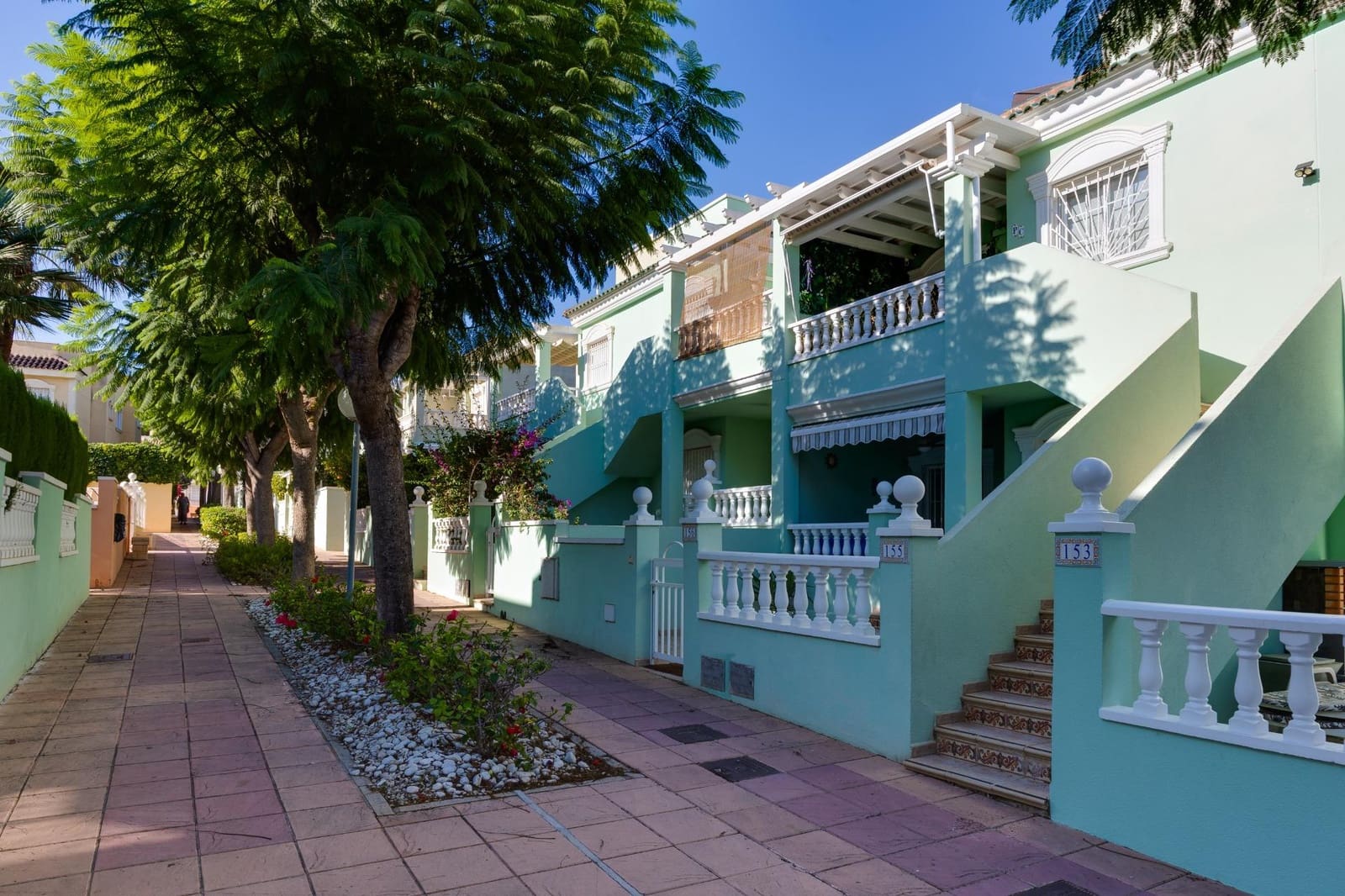 2 slaapkamer Bungalow te koop in Gran Alacant met zwembad garage - € 185.000 (Ref: 10090809)