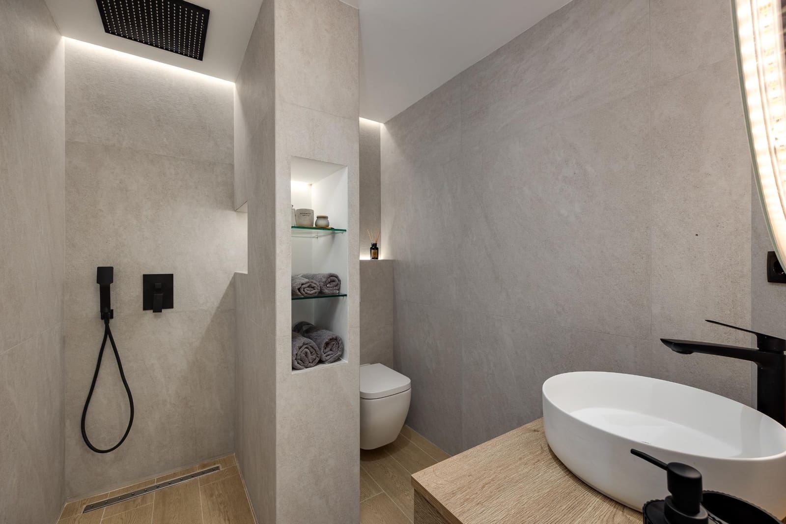 1 quarto Apartamento para arrendamento para férias em Torrevieja com piscina - 350 € (Ref: 8910998)