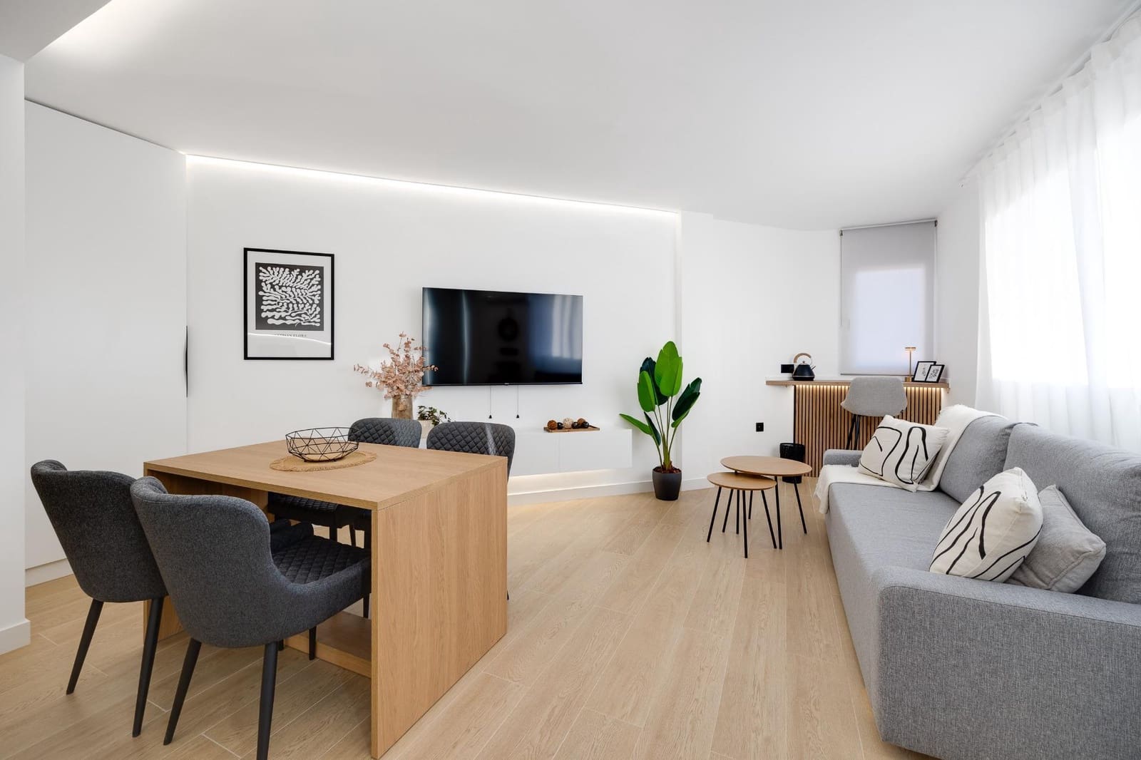 1 quarto Apartamento para arrendamento para férias em Torrevieja com piscina - 350 € (Ref: 8910998)