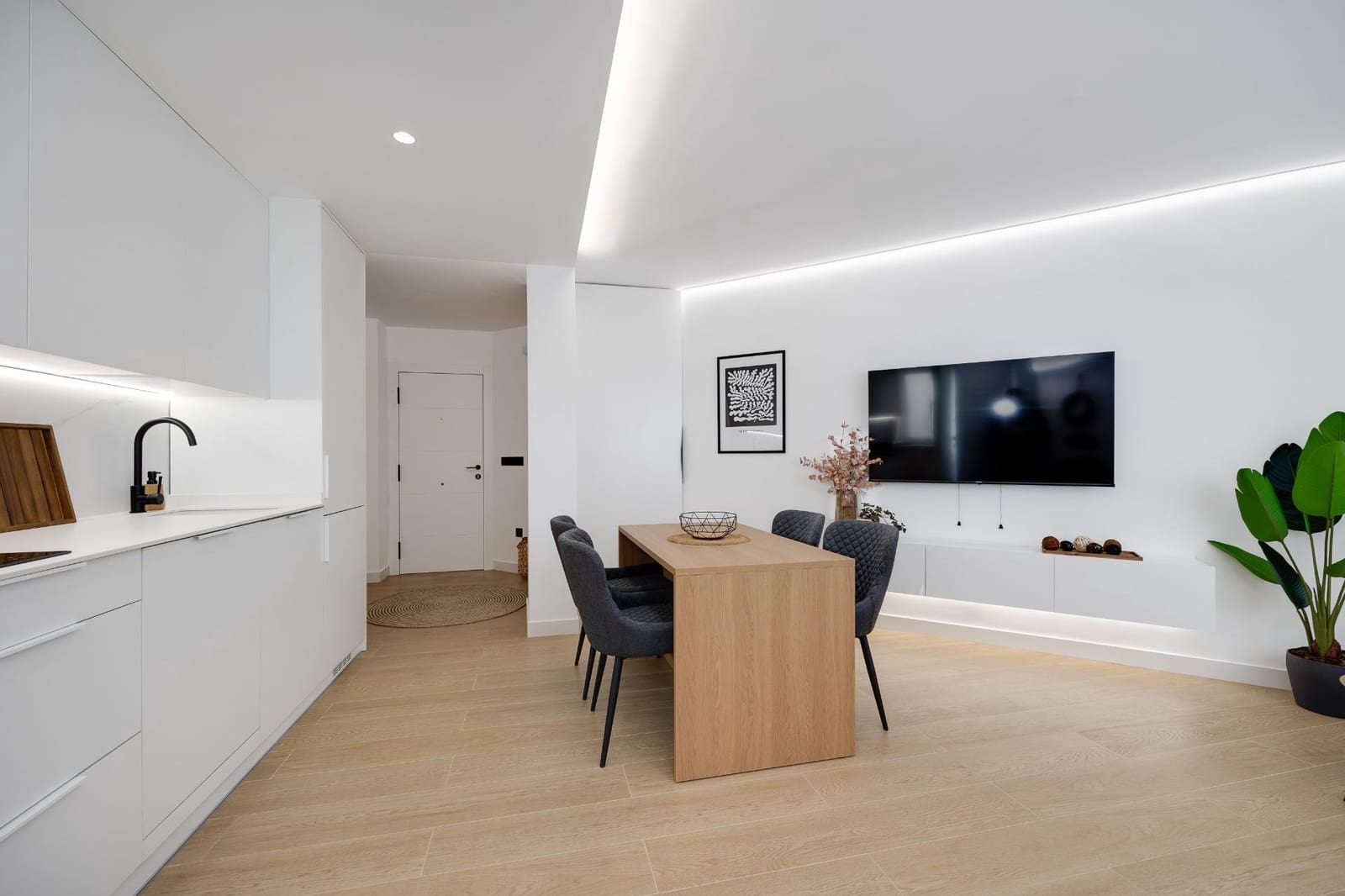 1 quarto Apartamento para arrendamento para férias em Torrevieja com piscina - 350 € (Ref: 8910998)