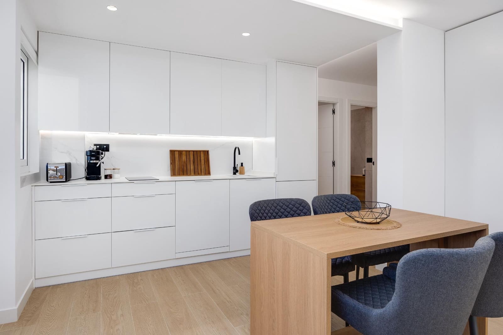 1 quarto Apartamento para arrendamento para férias em Torrevieja com piscina - 350 € (Ref: 8910998)