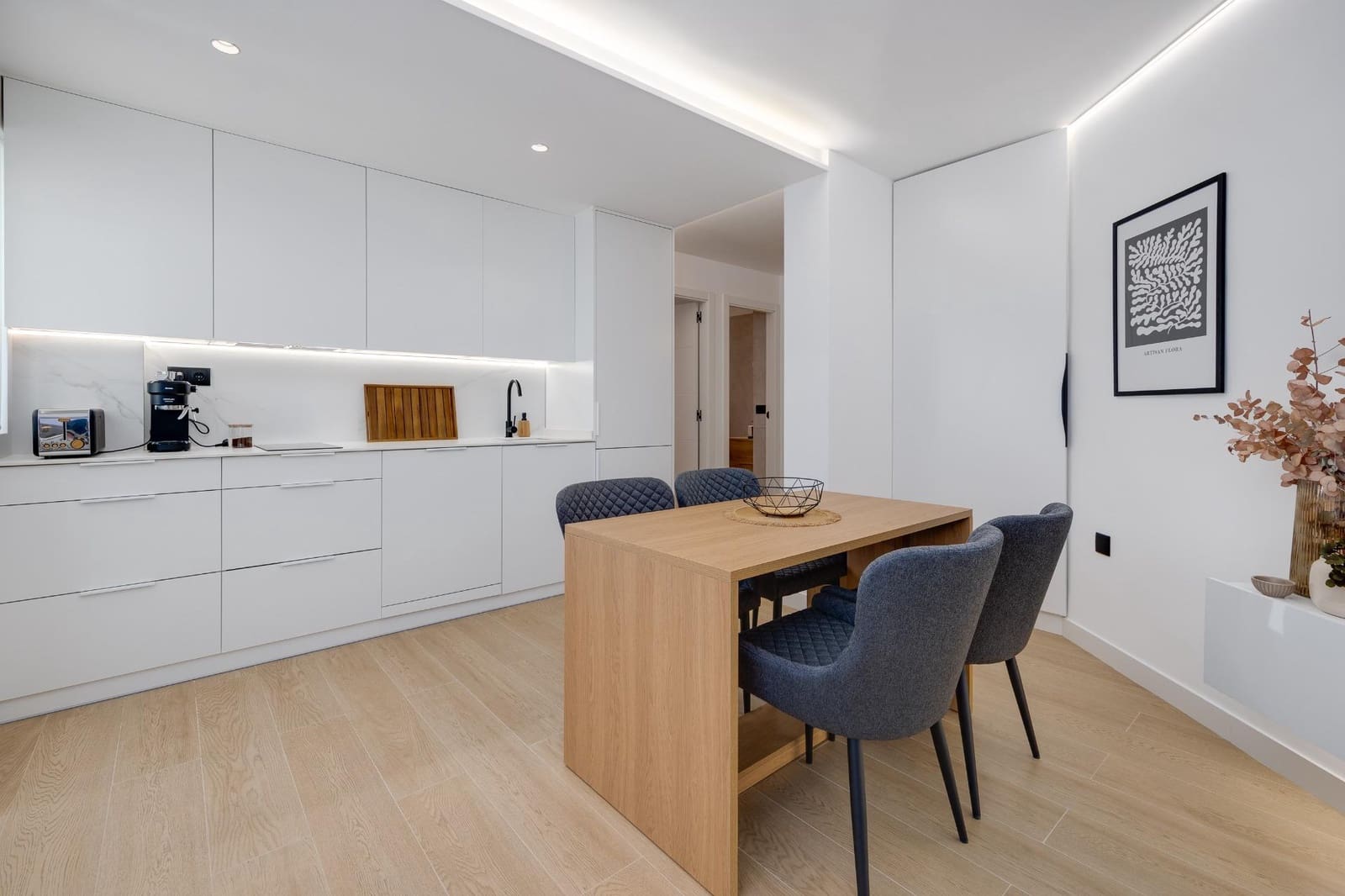 1 quarto Apartamento para arrendamento para férias em Torrevieja com piscina - 413 € (Ref: 8911000)