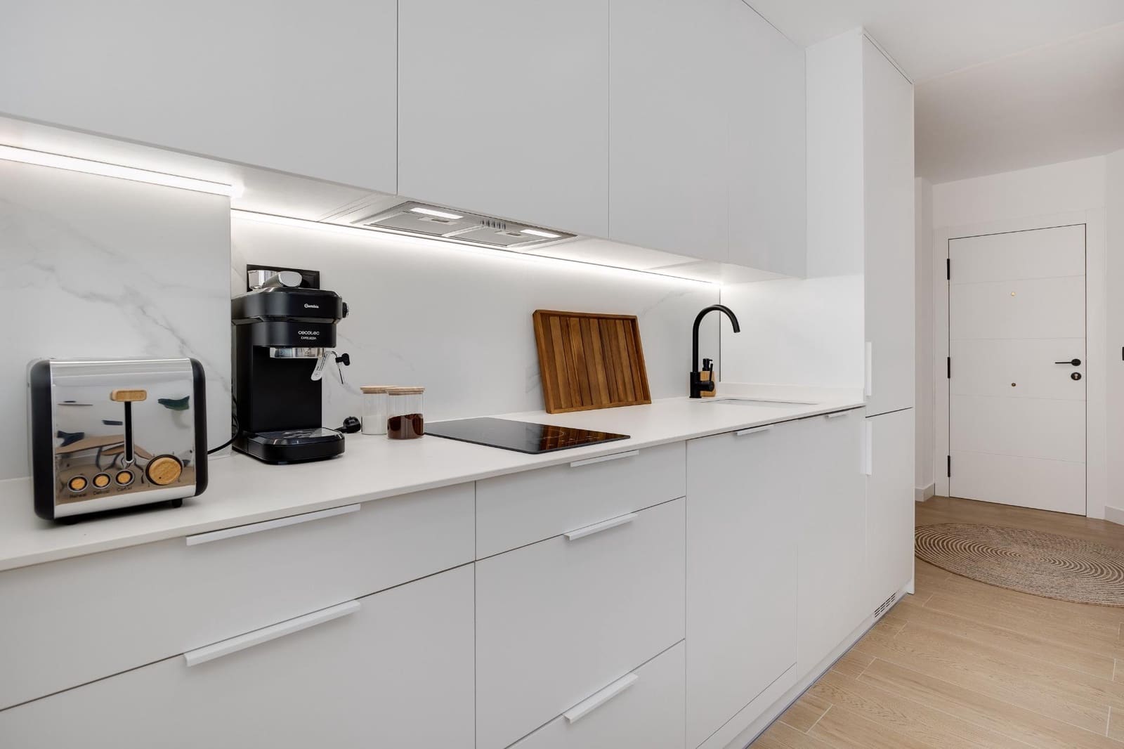 1 quarto Apartamento para arrendamento para férias em Torrevieja com piscina - 413 € (Ref: 8911000)