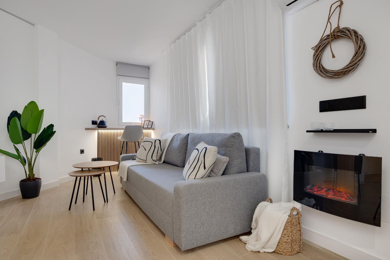 1 quarto Apartamento para arrendamento para férias em Torrevieja com piscina - 413 € (Ref: 8911000)