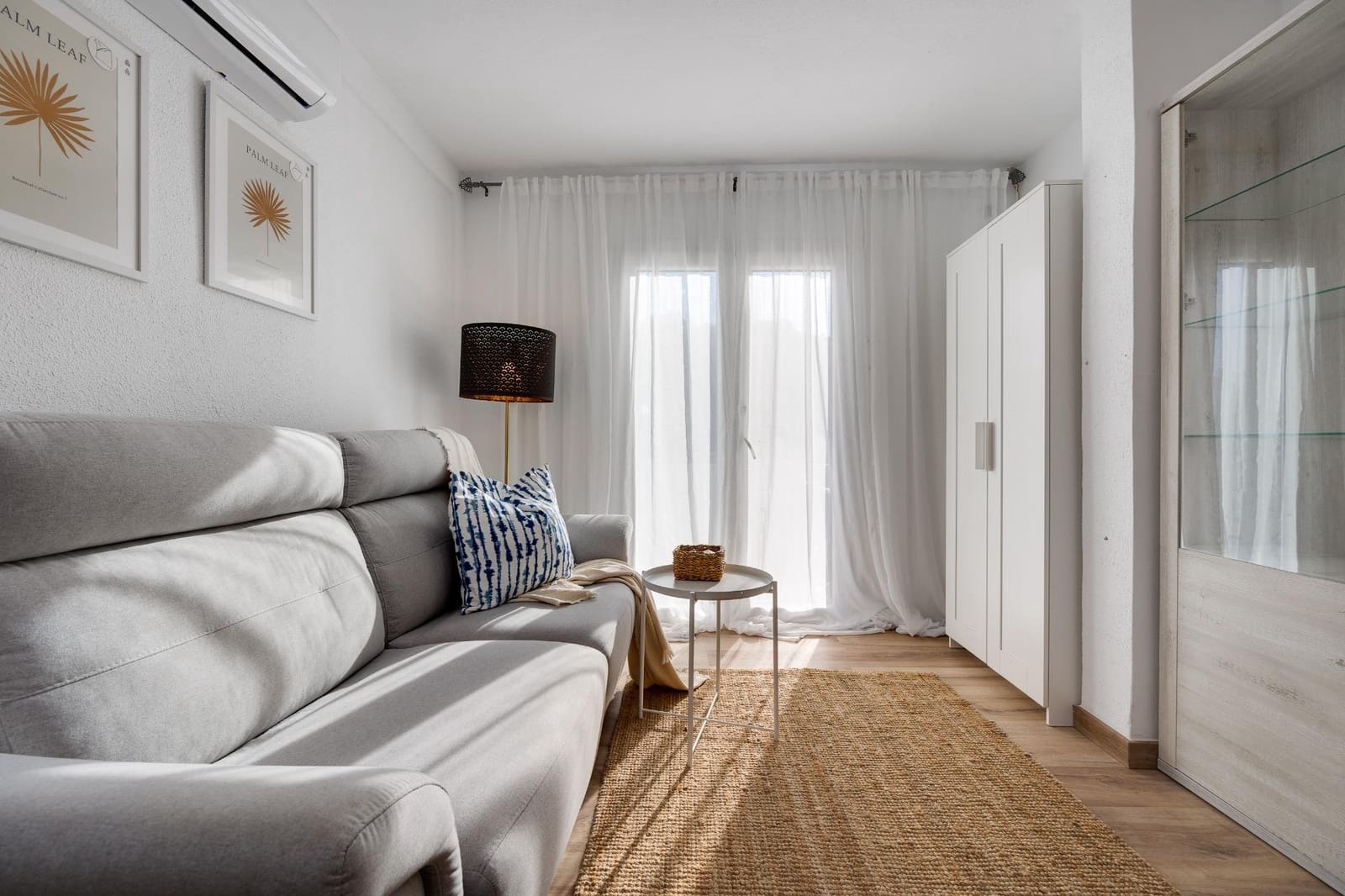 2 bedroom Apartment for sale in Torrevieja with pool - € 229,000 (Ref: 9622382)