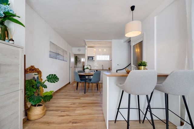 2 sovrum Lägenhet till salu i Nueva Torrevieja, Torrevieja med pool - 229 000 € (Ref: 9622383)