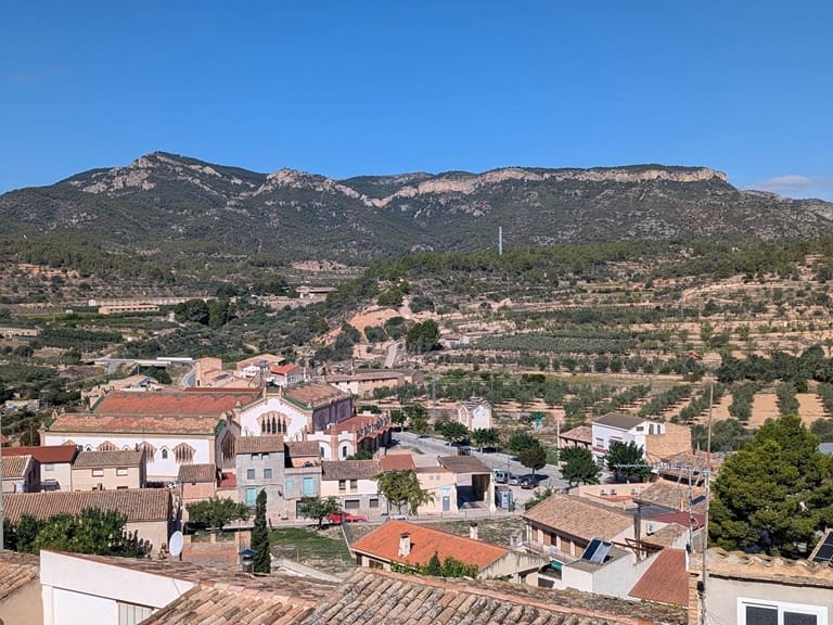 4 bedroom Townhouse for sale in El Pinell de Brai with garage - € 248,000 (Ref: 9523266)