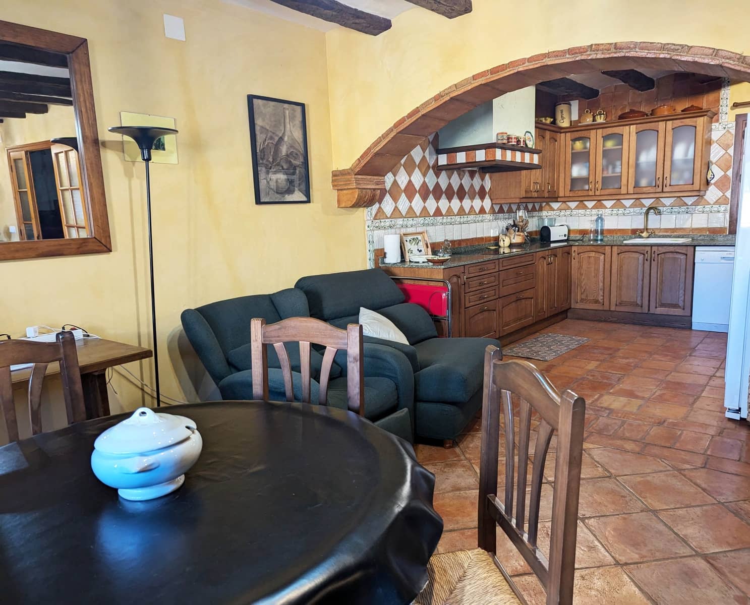 4 bedroom Townhouse for sale in El Pinell de Brai with garage - € 248,000 (Ref: 9523266)
