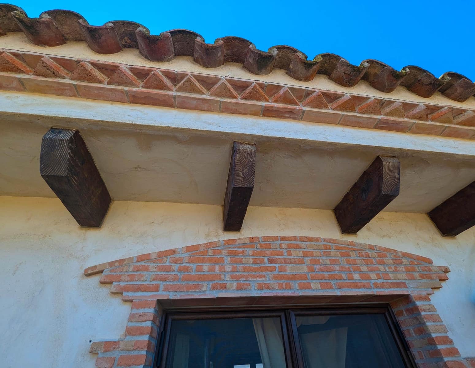 4 bedroom Townhouse for sale in El Pinell de Brai with garage - € 248,000 (Ref: 9523266)