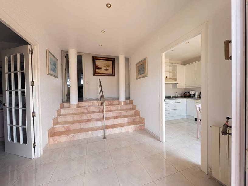 3 sypialnia Dom na sprzedaż w Rasquera z garażem - 240 000 € (Ref: 9523478)