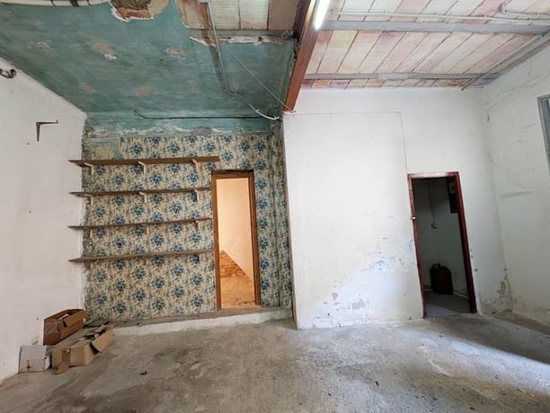 5 soveværelse Byhus til salg i El Perelló med garage - € 188.000 (Ref: 9525008)