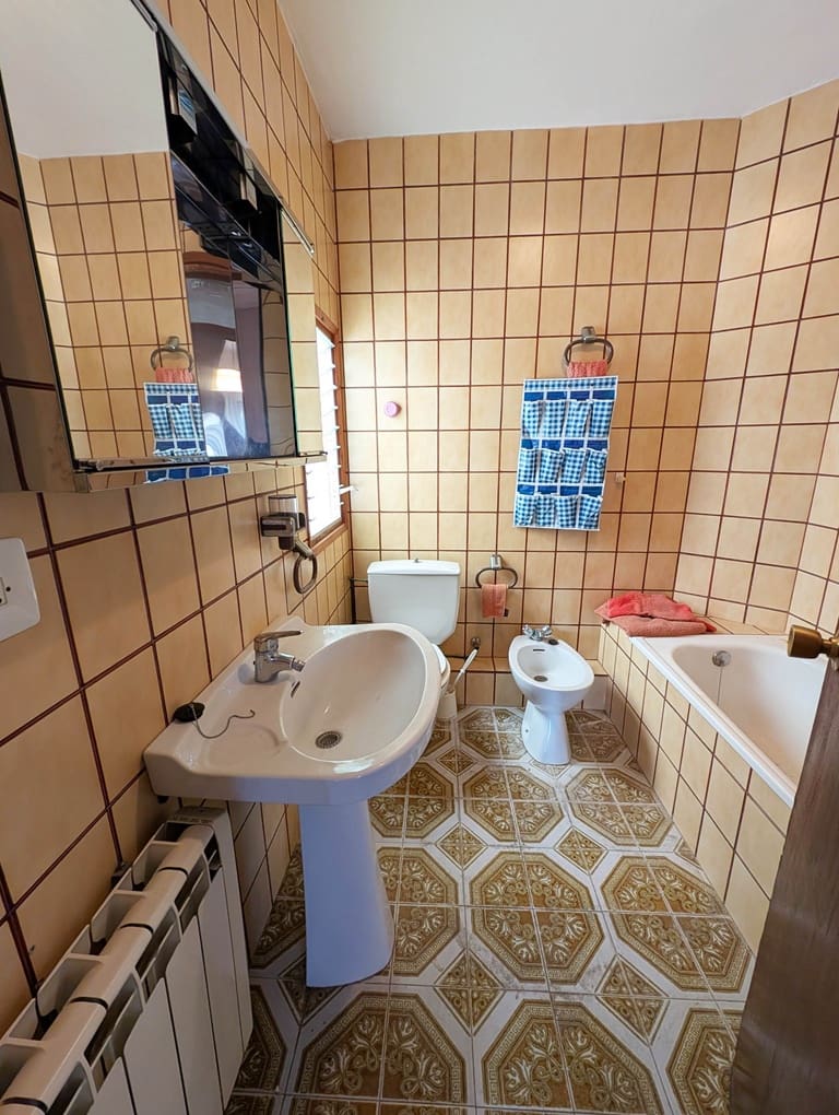 5 soveværelse Byhus til salg i El Perello med garage - € 188.000 (Ref: 9525008)