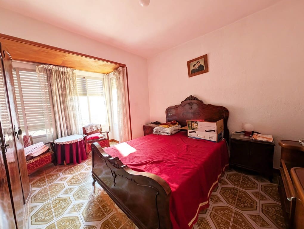 5 soveværelse Byhus til salg i El Perello med garage - € 188.000 (Ref: 9525008)