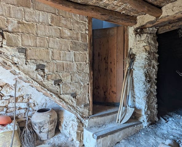 1 bedroom Finca/Country House for sale in El Pinell de Brai - € 69,000 (Ref: 9528853)