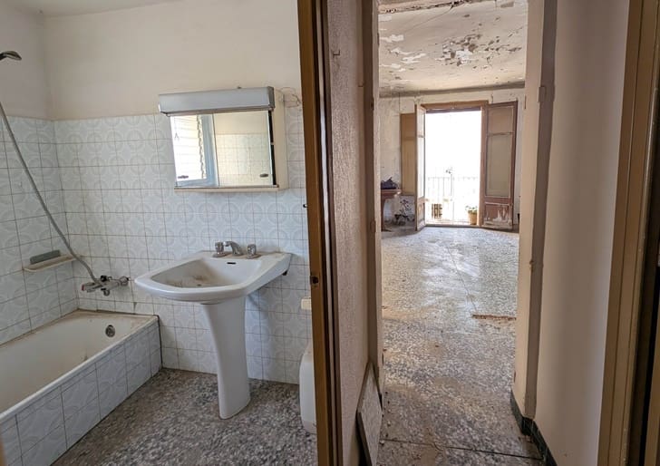 Casa de 2 habitaciones en Rasquera en venta - 28.000 € (Ref: 9564035)