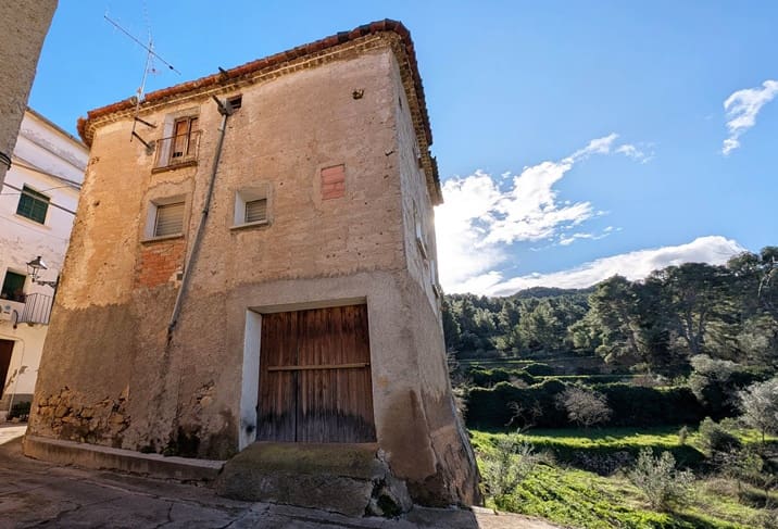 Casa de 2 habitaciones en Rasquera en venta - 28.000 € (Ref: 9564035)