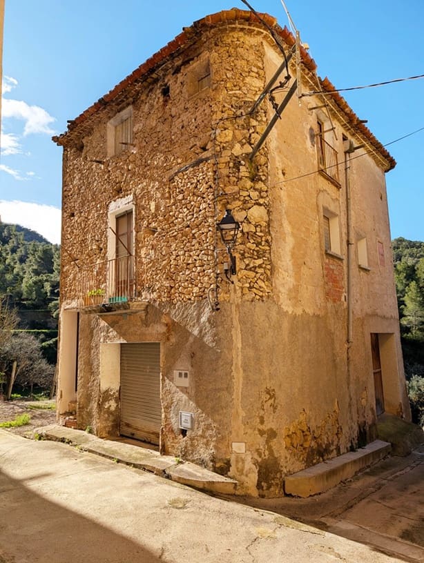 Casa de 2 habitaciones en Rasquera en venta - 28.000 € (Ref: 9564035)