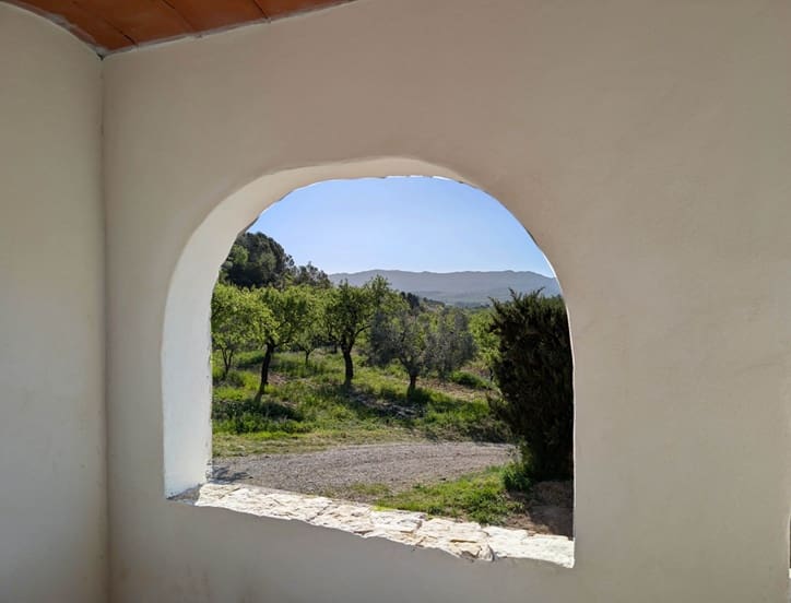 2 soverom Finca/Herregård til salgs i Gandesa med svømmebasseng garasje - € 172 000 (Ref: 9742145)