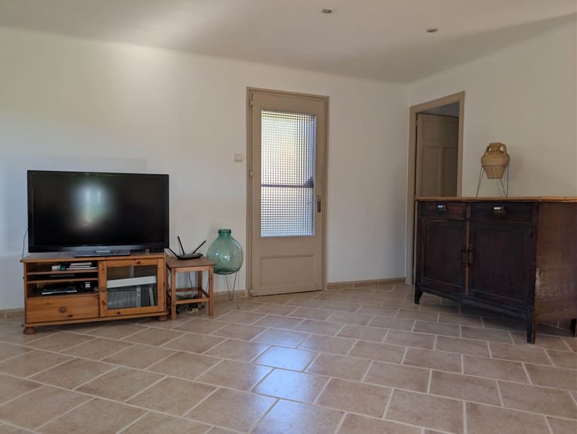 2 soverom Finca/Herregård til salgs i Gandesa med svømmebasseng garasje - € 172 000 (Ref: 9742145)